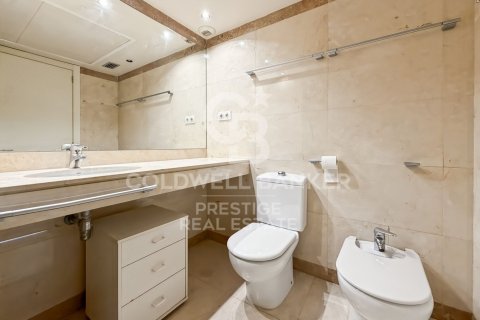 4 bedrooms apartment for sale in Barcelona, Catalonia, Spain № 7792 - photo 7