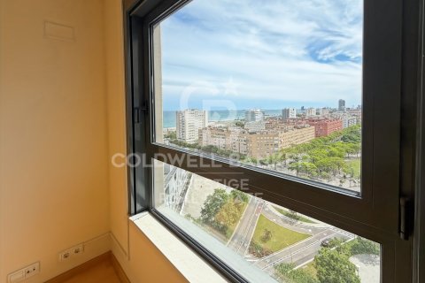 4 bedrooms apartment for sale in Barcelona, Catalonia, Spain № 7792 - photo 5