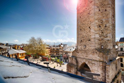 Apartamento de 3 dormitorios en venta en Gerona, Cataluña, Spain № 7793 - foto 6