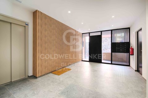 Apartamento de 3 dormitorios en venta en Gerona, Cataluña, Spain № 7793 - foto 3