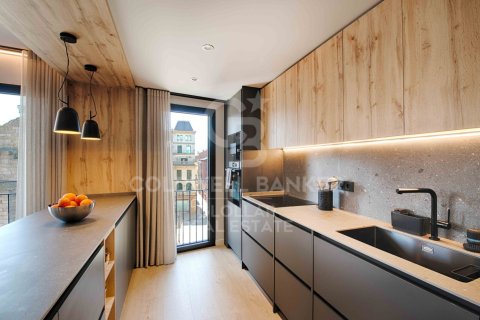 Apartamento de 3 dormitorios en venta en Gerona, Cataluña, Spain № 7793 - foto 24