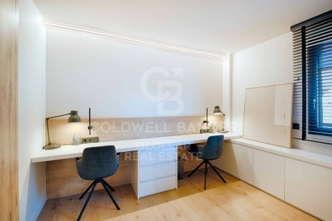 Apartamento de 3 dormitorios en venta en Gerona, Cataluña, Spain № 7793 - foto 16