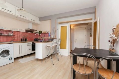 4 bedrooms apartment for sale in Barcelona, Catalonia, Spain № 1776 - photo 6
