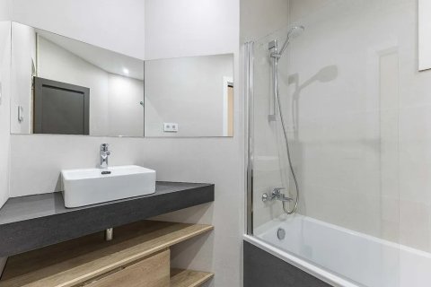 4 bedrooms apartment for sale in Barcelona, Catalonia, Spain № 1779 - photo 19