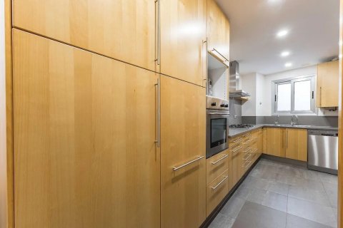 4 bedrooms apartment for sale in Barcelona, Catalonia, Spain № 1779 - photo 26