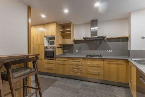 4 bedrooms apartment for sale in Barcelona, Catalonia, Spain № 1779 - photo 27
