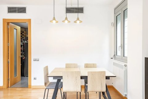 2 bedrooms apartment for sale in Sant Cugat Del Valles, Barcelona, Catalonia, Spain № 1777 - photo 8
