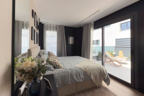 Apartamento de 2 dormitorios en venta en Sant Boi de Llobregat, Barcelona, Cataluña, Spain № 6239 - foto 9