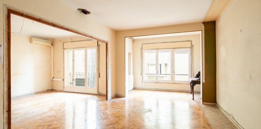5 bedrooms apartment for sale in Barcelona, Catalonia, Spain № 6244
