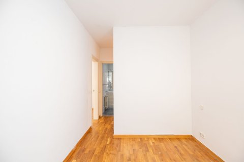 Apartamento de 3 dormitorios en venta en Barcelona, Cataluña, Spain № 6245 - foto 11