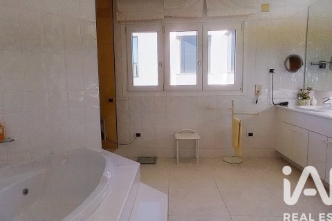 6 bedrooms house for sale in Torredembarra, Tarragona, Catalonia, Spain № 4653 - photo 22