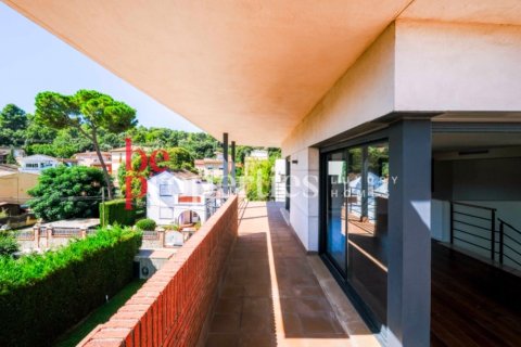 6 bedrooms house for sale in Sant Cugat Del Valles, Barcelona, Catalonia, Spain № 2242 - photo 14