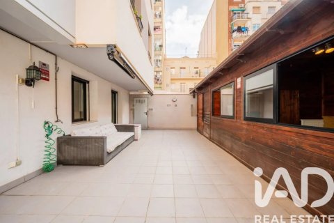 2 bedrooms apartment for sale in Barcelona, Catalonia, Spain № 7465 - photo 2