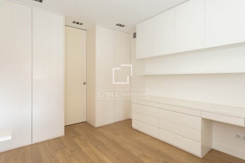 Купить квартиру в Барселона, Испания с 3 спальни, 103м², № 8545 - фото 21