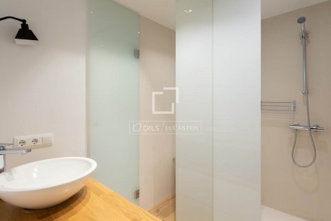 Купить квартиру в Барселона, Испания с 3 спальни, 103м², № 8545 - фото 24