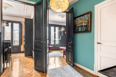 4 chambres apartment à vendre à Barcelona, Catalonia, Spain № 8544