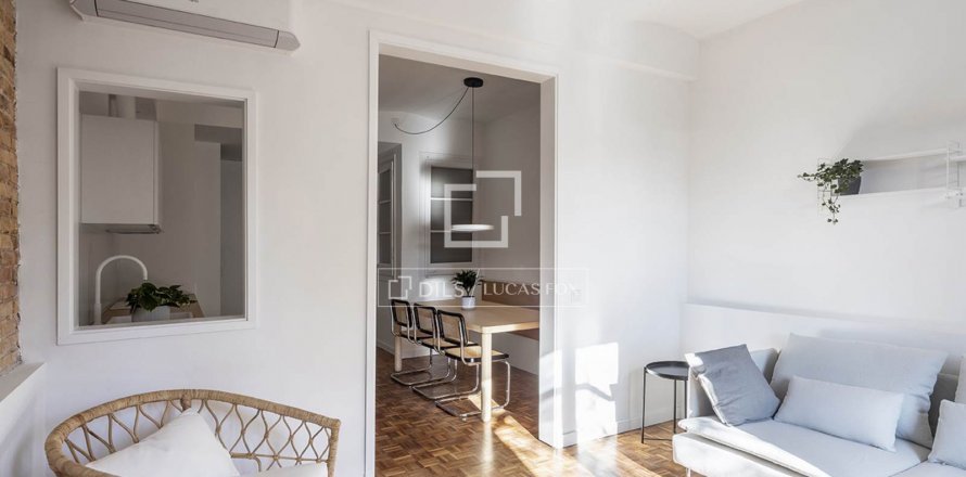2 bedrooms apartment for sale in Barcelona, Catalonia, Spain № 8549