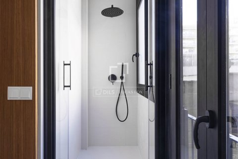 2 bedrooms apartment for sale in Barcelona, Catalonia, Spain № 8549 - photo 16