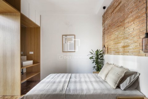 2 bedrooms apartment for sale in Barcelona, Catalonia, Spain № 8549 - photo 9