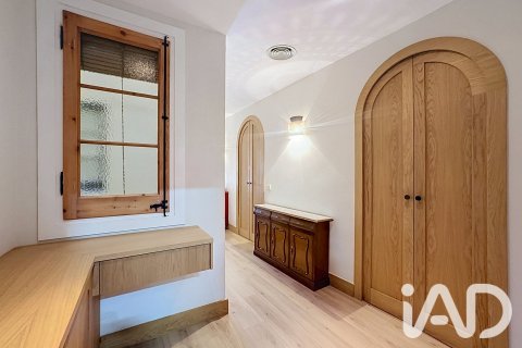 2 bedrooms apartment for sale in Barcelona, Catalonia, Spain № 8989 - photo 3