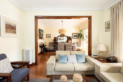 5 bedrooms apartment for sale in Barcelona, Catalonia, Spain № 8798 - photo 5