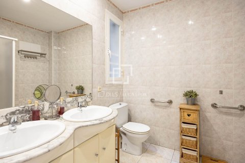 5 bedrooms apartment for sale in Barcelona, Catalonia, Spain № 8798 - photo 26