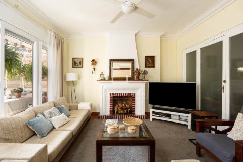 5 bedrooms apartment for sale in Barcelona, Catalonia, Spain № 8798 - photo 3