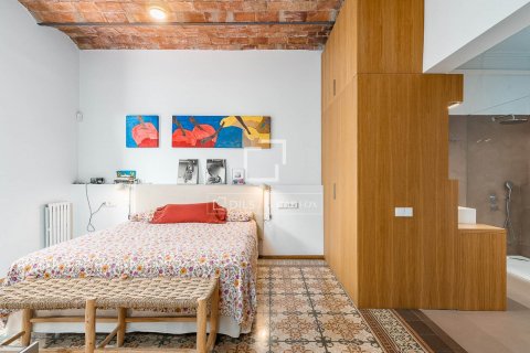 4 bedrooms apartment for sale in Barcelona, Catalonia, Spain № 8796 - photo 19