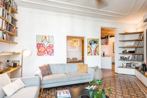 4 bedrooms apartment for sale in Barcelona, Catalonia, Spain № 8796 - photo 3