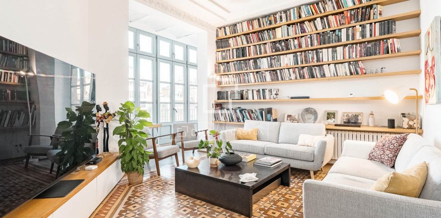 4 bedrooms apartment for sale in Barcelona, Catalonia, Spain № 8796