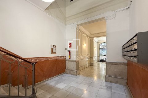 2 bedrooms apartment for sale in Barcelona, Catalonia, Spain № 8797 - photo 29