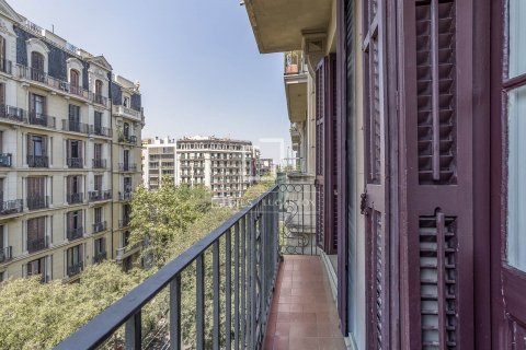2 bedrooms apartment for sale in Barcelona, Catalonia, Spain № 8797 - photo 2