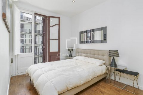2 bedrooms apartment for sale in Barcelona, Catalonia, Spain № 8797 - photo 28