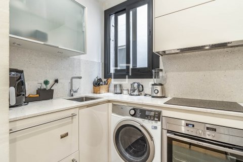 2 bedrooms apartment for sale in Barcelona, Catalonia, Spain № 8797 - photo 23