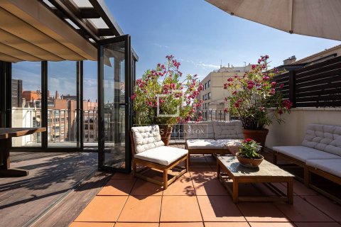 2 bedrooms penthouse for sale in Barcelona, Catalonia, Spain № 8800