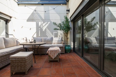 2 bedrooms penthouse for sale in Barcelona, Catalonia, Spain № 8800 - photo 23
