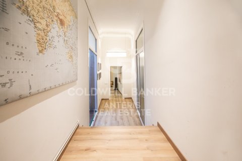 1 bedroom apartment for sale in Barcelona, Catalonia, Spain № 7833 - photo 16