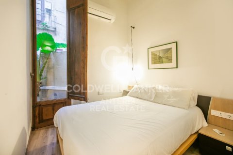 1 bedroom apartment for sale in Barcelona, Catalonia, Spain № 7833 - photo 12