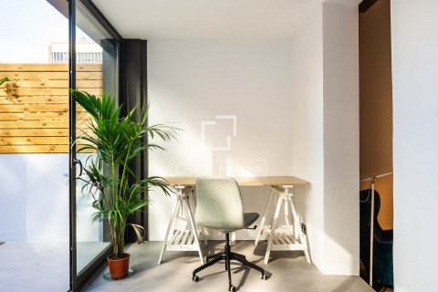 1 bedroom apartment for sale in Barcelona, Catalonia, Spain № 8740 - photo 4