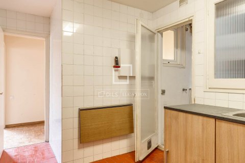 4 bedrooms apartment for sale in Barcelona, Catalonia, Spain № 8738 - photo 12