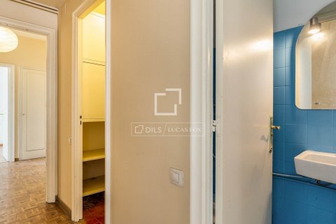 4 bedrooms apartment for sale in Barcelona, Catalonia, Spain № 8738 - photo 22