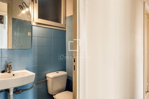 4 bedrooms apartment for sale in Barcelona, Catalonia, Spain № 8738 - photo 24