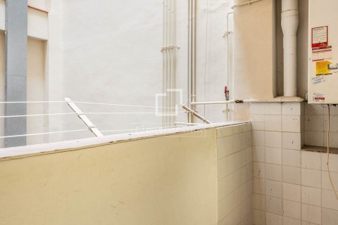 4 bedrooms apartment for sale in Barcelona, Catalonia, Spain № 8738 - photo 13