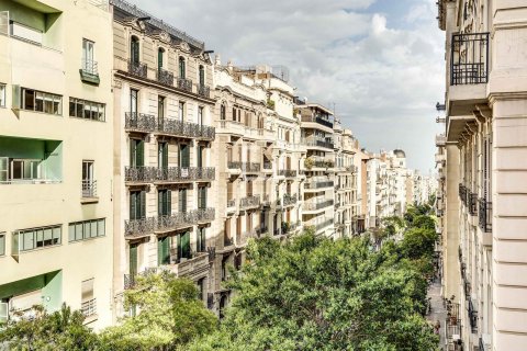 4 bedrooms apartment for sale in Barcelona, Catalonia, Spain № 8738 - photo 28