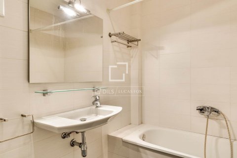 4 bedrooms apartment for sale in Barcelona, Catalonia, Spain № 8738 - photo 26