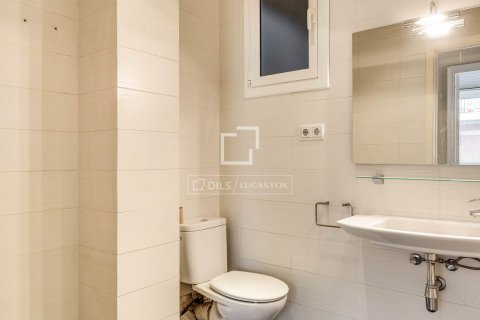 4 bedrooms apartment for sale in Barcelona, Catalonia, Spain № 8738 - photo 25