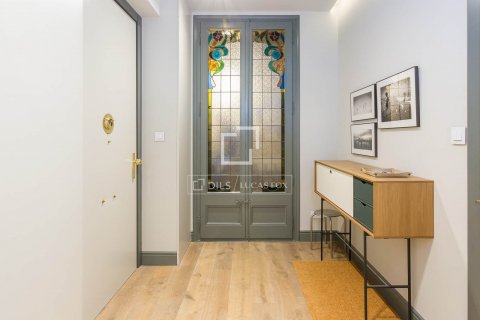 3 bedrooms apartment for sale in Barcelona, Catalonia, Spain № 8739 - photo 16