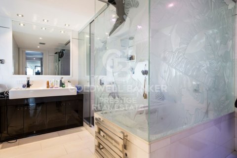 2 bedrooms penthouse for sale in Barcelona, Catalonia, Spain № 6055 - photo 10