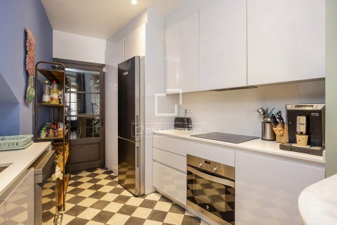 1 bedroom apartment for sale in Barcelona, Catalonia, Spain № 8644 - photo 11
