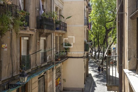 1 bedroom apartment for sale in Barcelona, Catalonia, Spain № 8644 - photo 23